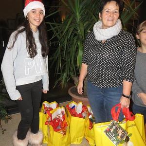 Eine Weihnachtsfeier gab es auch mit unseren Asyl-Werber-Familien.